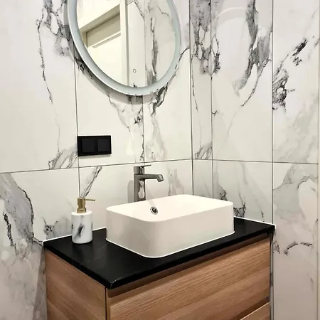 Stylish In Art Nouveau Building * Ρίγα