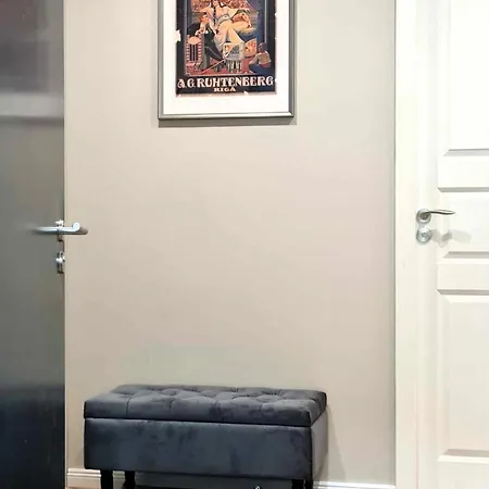 Stylish In Art Nouveau Building Apartman Riga