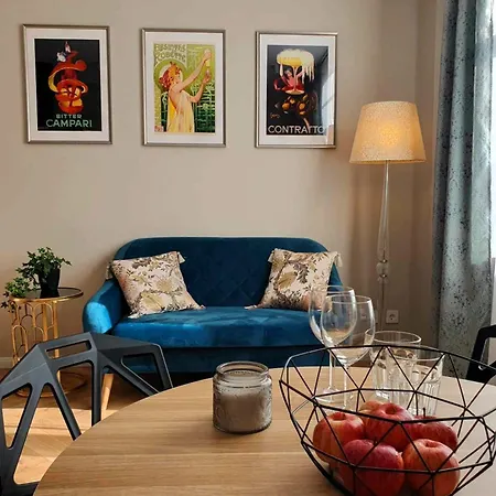 Stylish In Art Nouveau Building Apartamento *