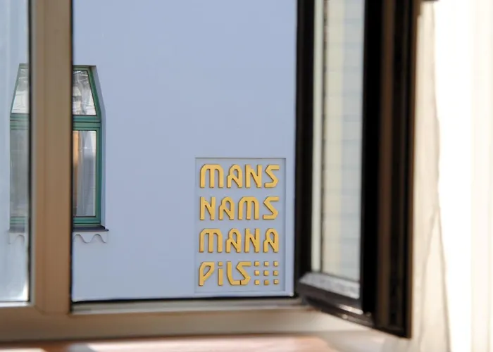 Dzīvoklis Stylish In Art Nouveau Building